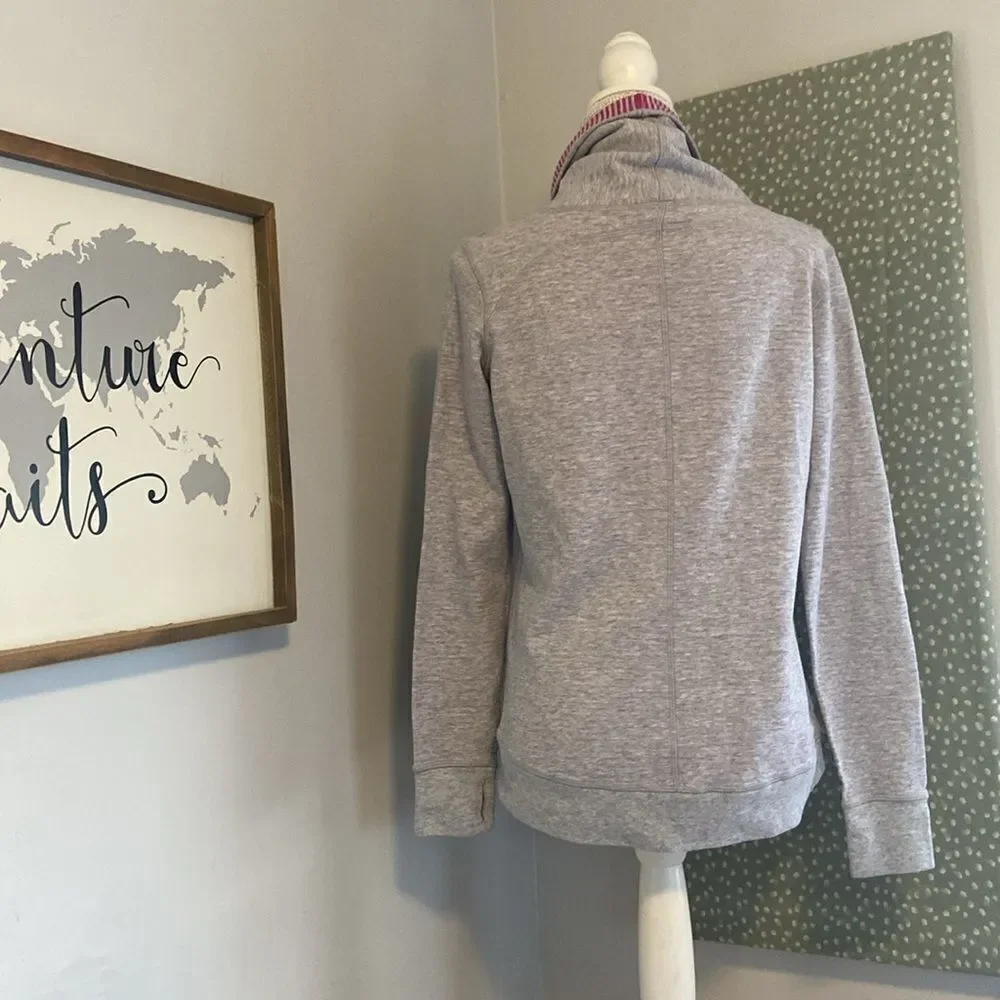 Lululemon Purple & Gray Reversible In A Cinch Long Sleeve Pullover Size Medium